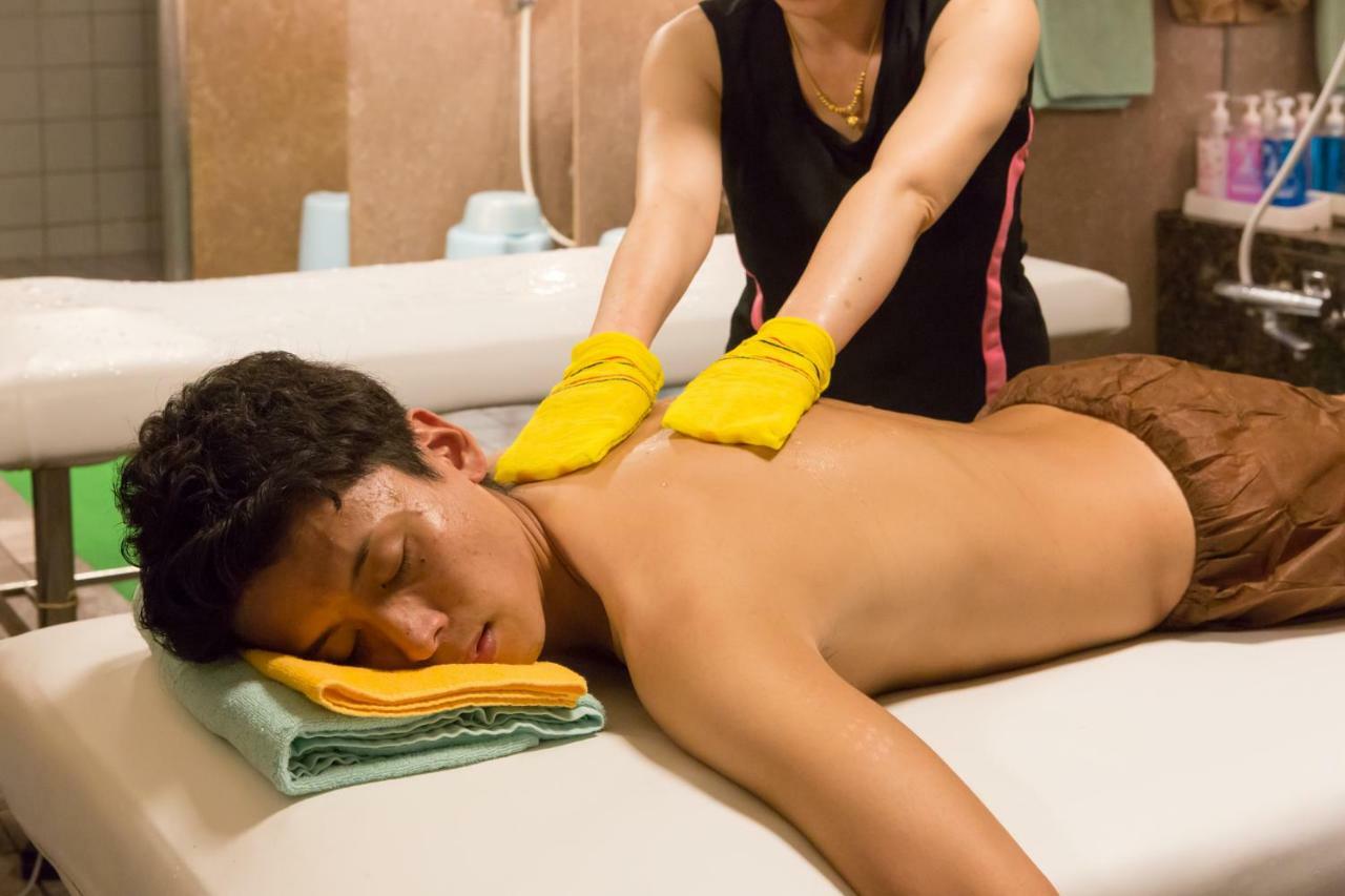 Sauna & Capsule Amza أوساكا المظهر الخارجي الصورة