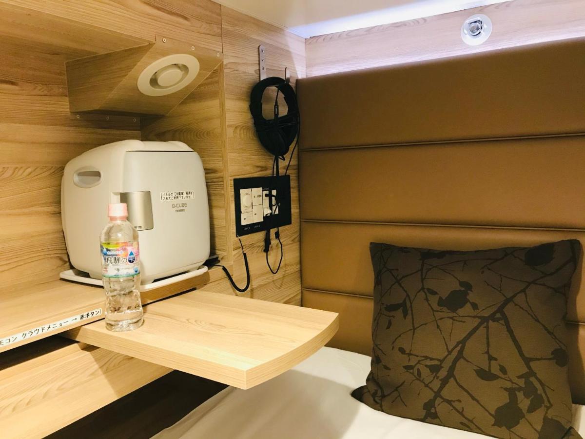 Sauna & Capsule Amza أوساكا المظهر الخارجي الصورة