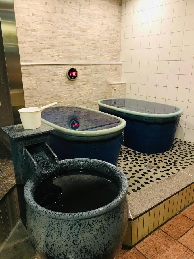 Sauna & Capsule Amza أوساكا المظهر الخارجي الصورة